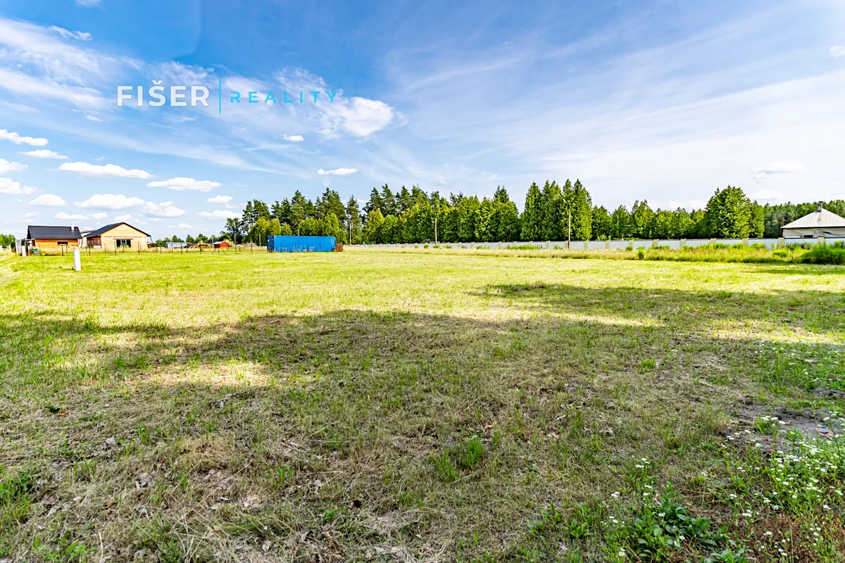 Prodej stavebního pozemku 908 m²